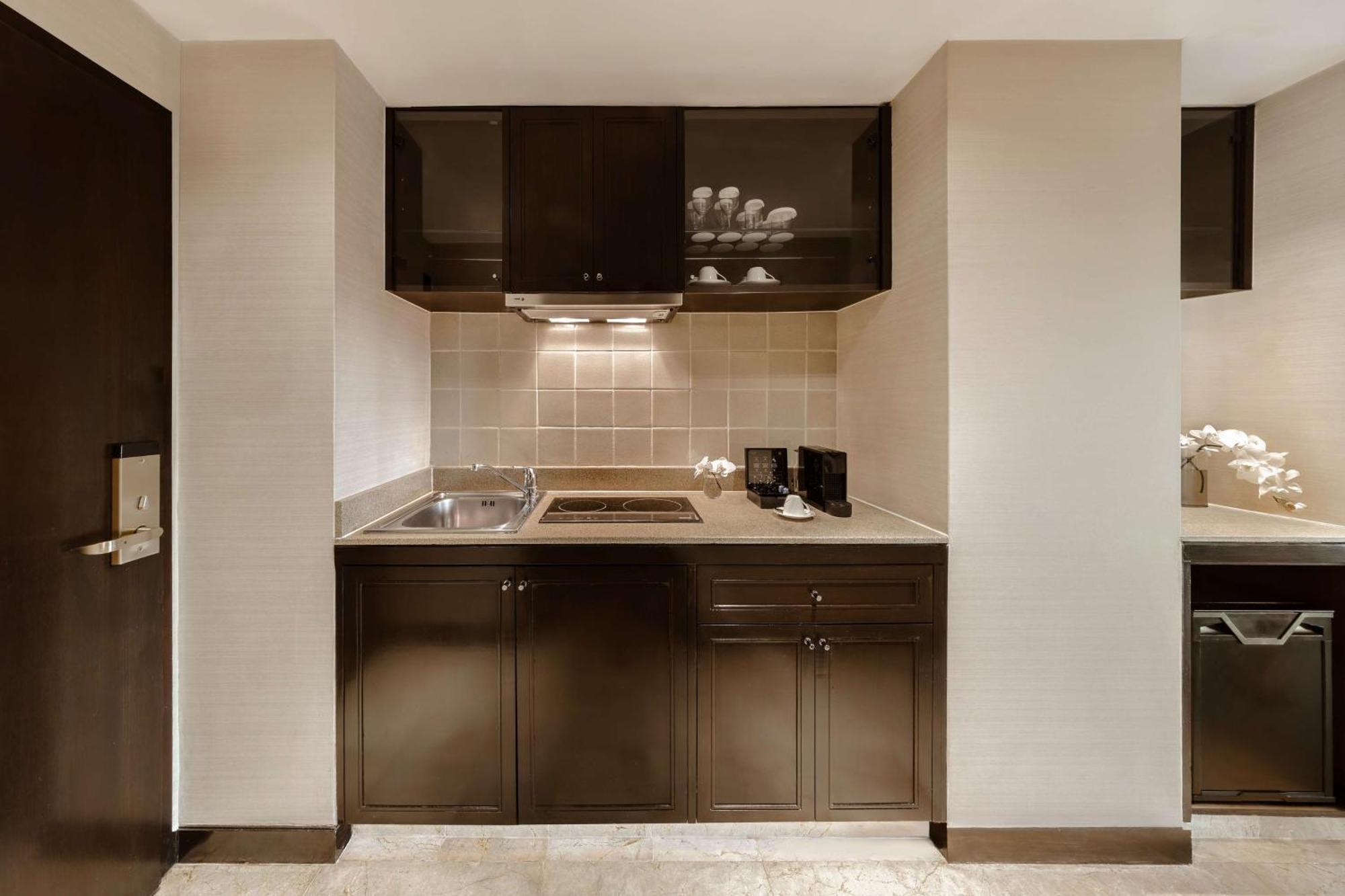 Conrad Bangkok Residences Dış mekan fotoğraf